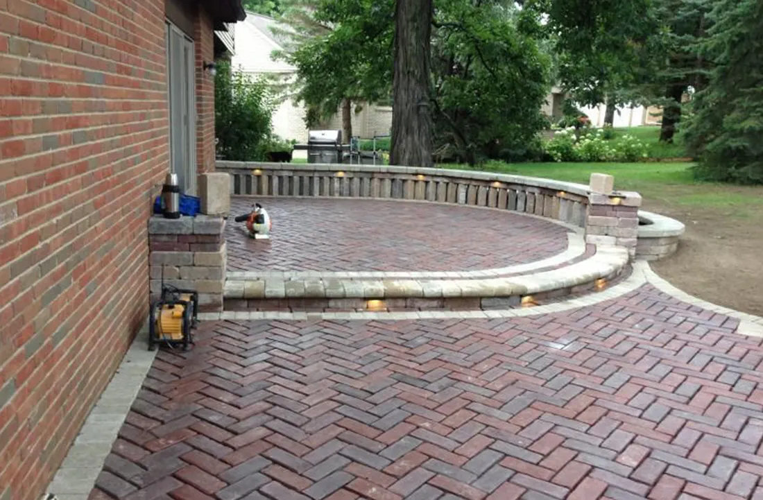 Swimming Pool Cleaning