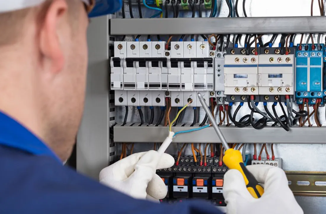 Swimming Pool Cleaning